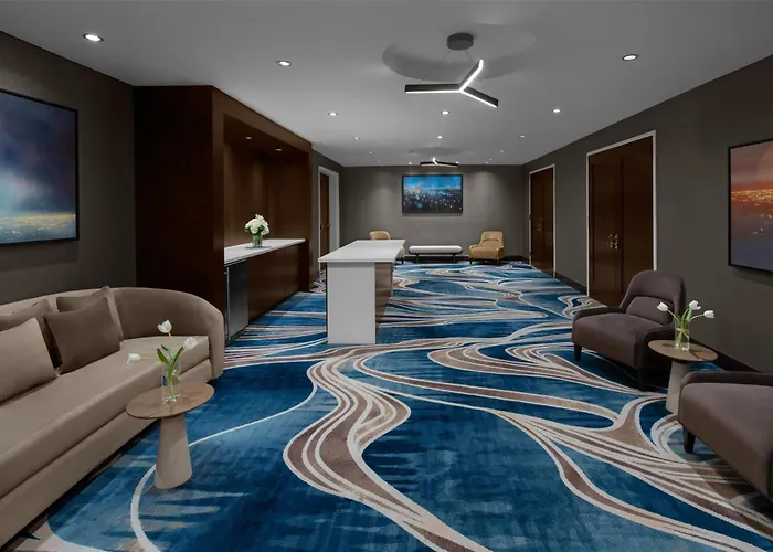 Hilton Brooklyn - Newly Renovated